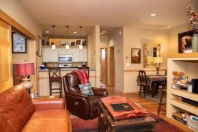 1934 Soda Springs condo